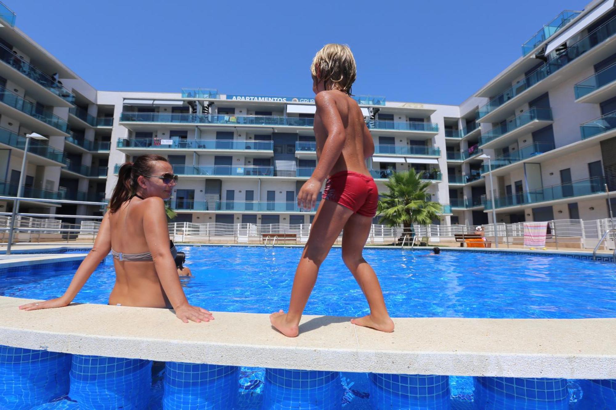 Augusta Litoral - Only Families Apartment Cambrils Ngoại thất bức ảnh